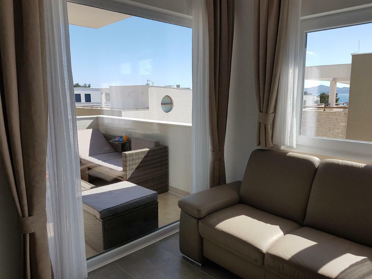 Apartment Aria Exclusive Petrcane Exteriör bild